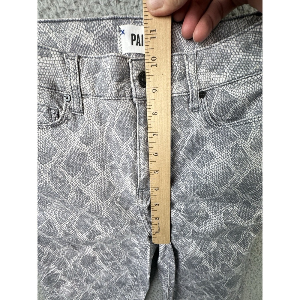 PAIGE Jeans Womens 26 Gray Hoxton Slim Snake Print Raw Hem 26x27 - Picture 11 of 14